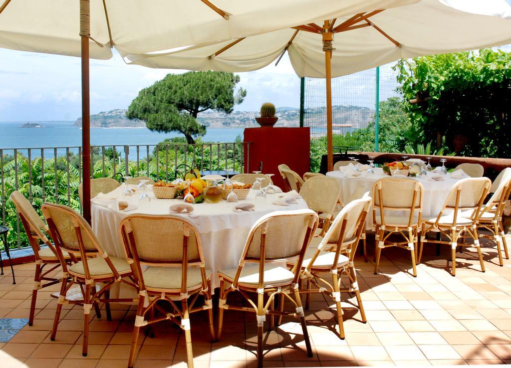 פרוסידה Albergo 'La Vigna' מראה חיצוני תמונה