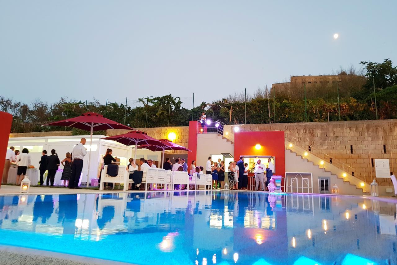 פרוסידה Albergo 'La Vigna' מראה חיצוני תמונה
