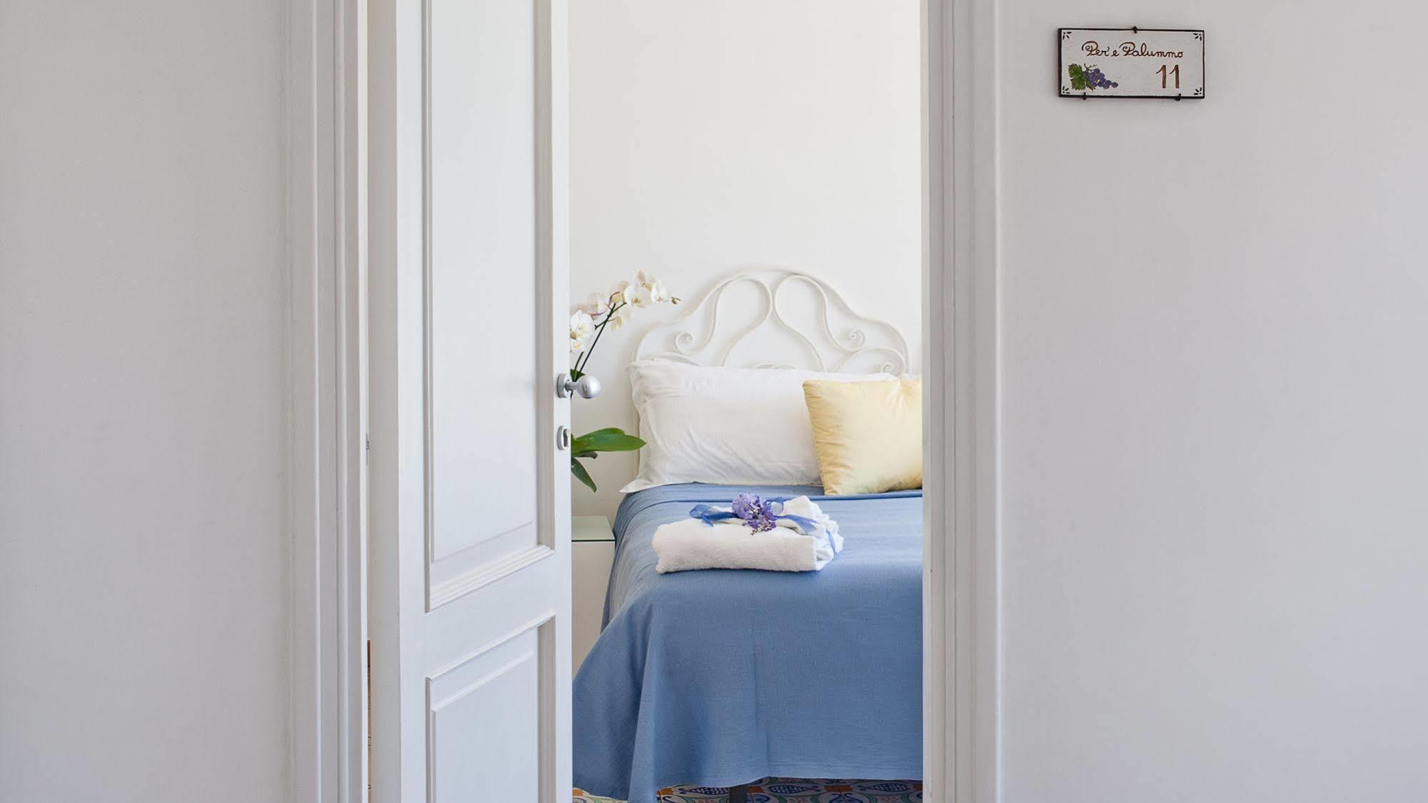 פרוסידה Albergo 'La Vigna' מראה חיצוני תמונה